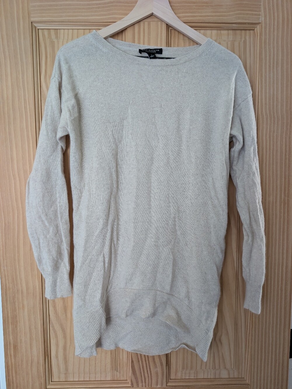 Ann Taylor 100% Cashmere Long Sweater In Oat L